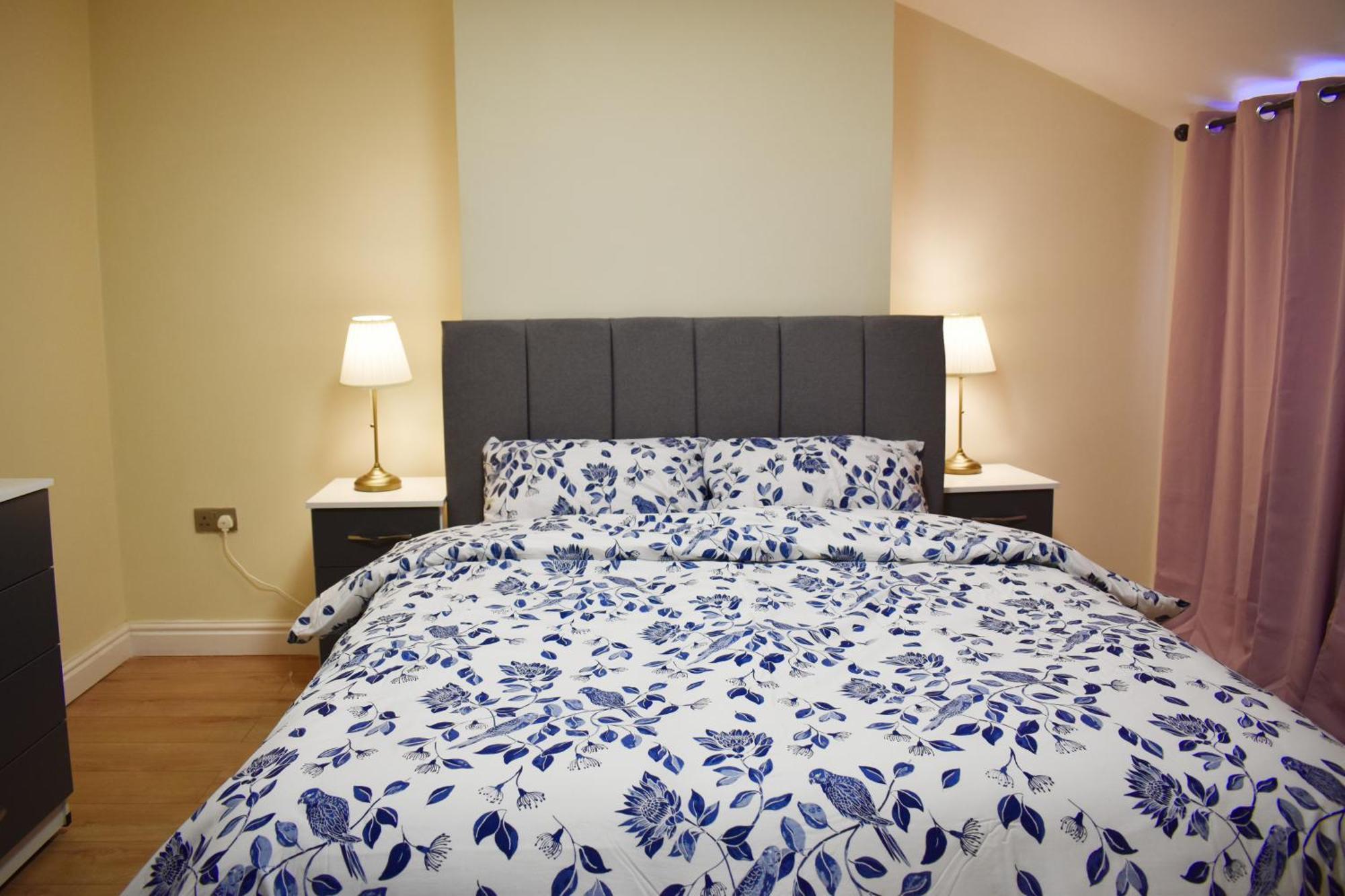 Birmingham City Centre Bedroom, Parking, Wifi, Kitchen, Living Room Exterior photo
